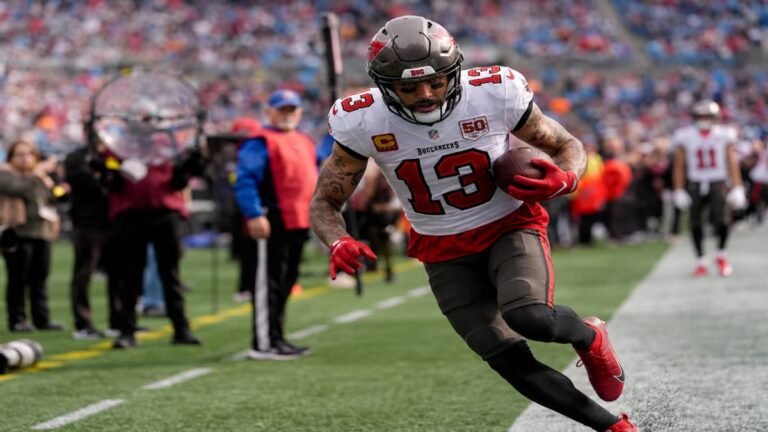 Mike Evans makes a contested red-zone catch for the San Francisco 49ers during 2026 training camp.